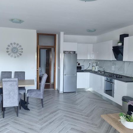 Apartments Ledic Крвавица Экстерьер фото